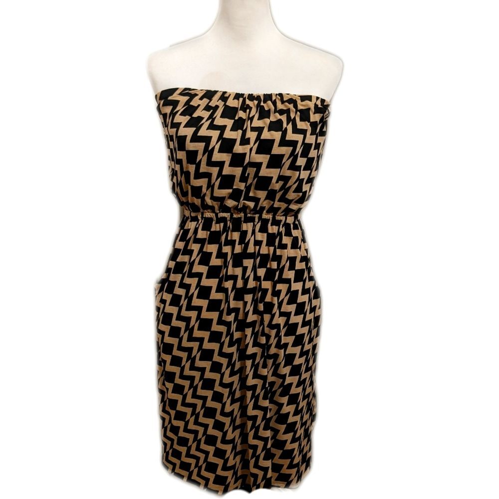 Three Pink Hearts Trixxi 🩷🩷🩷, black & taupe chevron strapless dress M